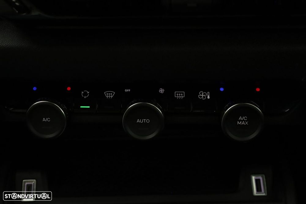 Citroën C4 1.2 PureTech Plus - 12