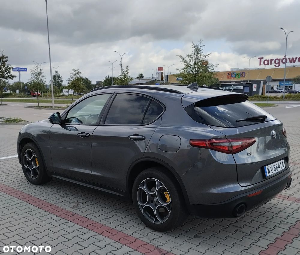 Alfa Romeo Stelvio 2.0 Turbo B-Tech Edition Q4 - 4