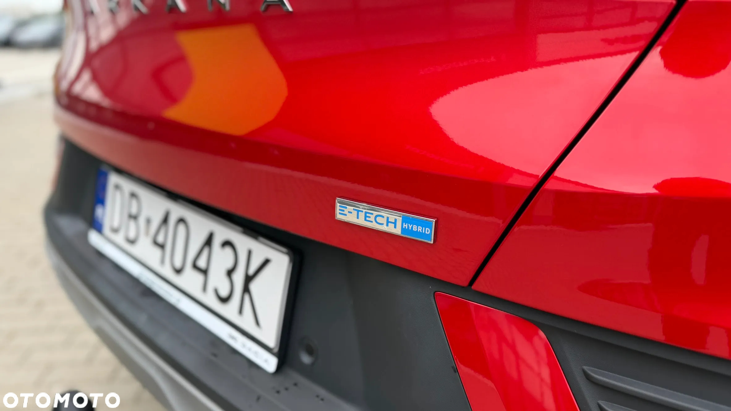 Renault Arkana 1.6 E-TECH Intens MMT - 6