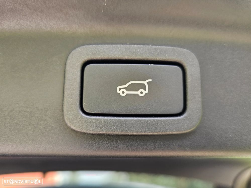 Jaguar F-Pace 25d AWD Aut. Prestige - 29