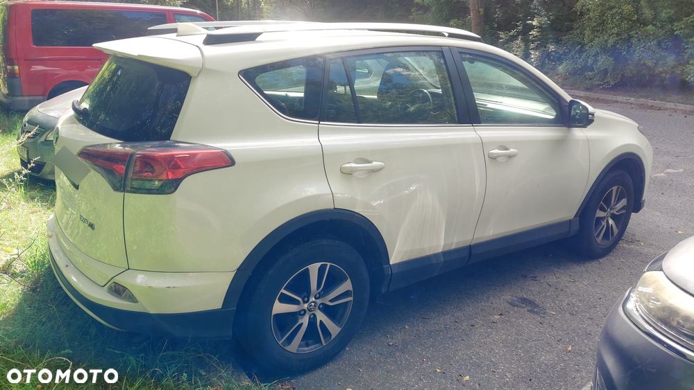 Toyota RAV4 - 2