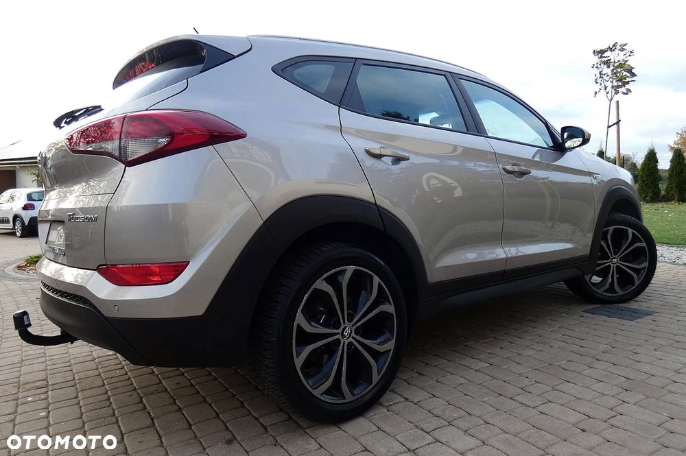 Hyundai Tucson 1.6 GDI BlueDrive Style 2WD - 30