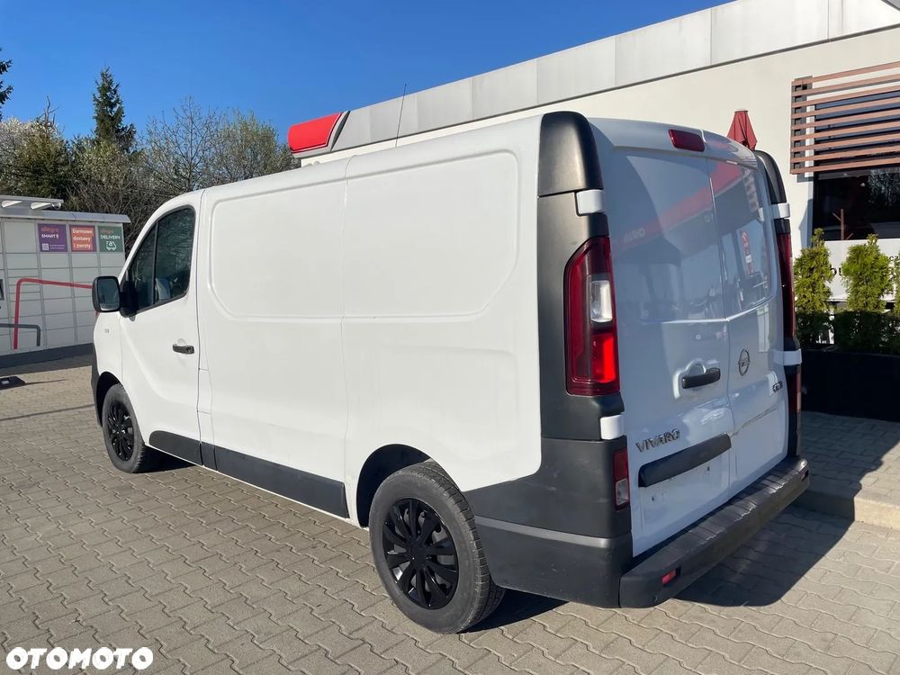 Opel VIVARO - 15