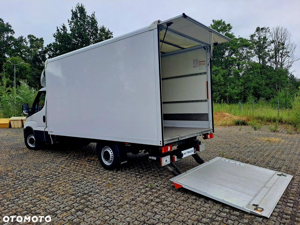 Iveco DAILY | Stan idealny | kontener 8 EP | Automat | Winda | GWARANCJA 12mc | Kamera cofania | - 20