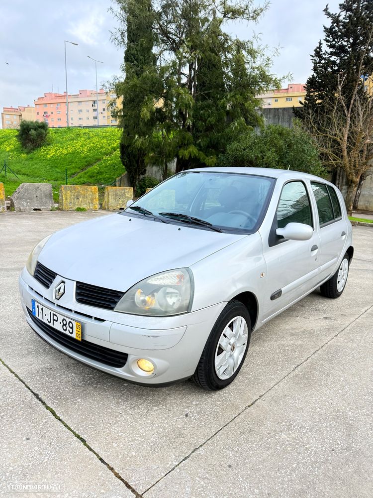 Renault Clio 1.2 16V Authentique - 1