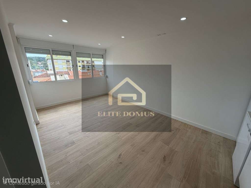T2 + 1 Totalmente Remodelado, Odivelas! - Grande imagem: 4/16