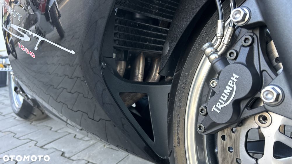 Triumph Sprint - 27