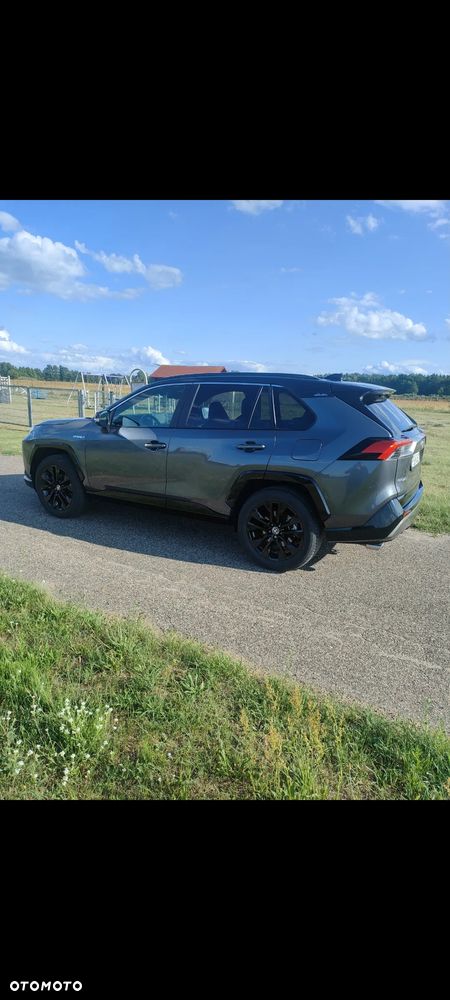 Toyota RAV4 - 8