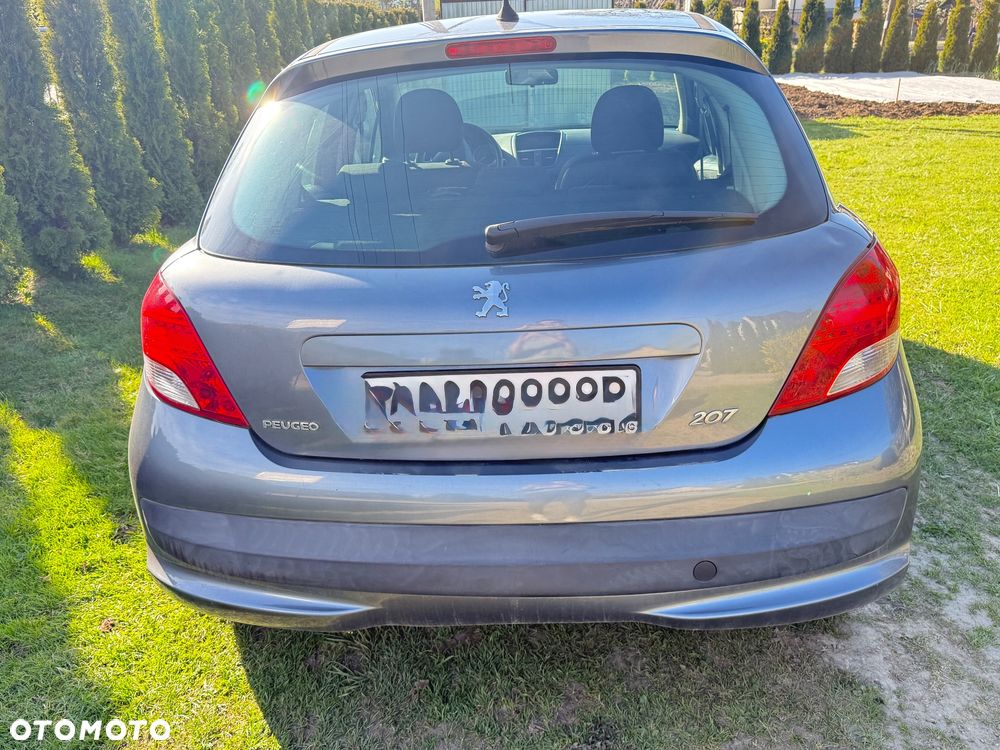 Peugeot 207 - 4
