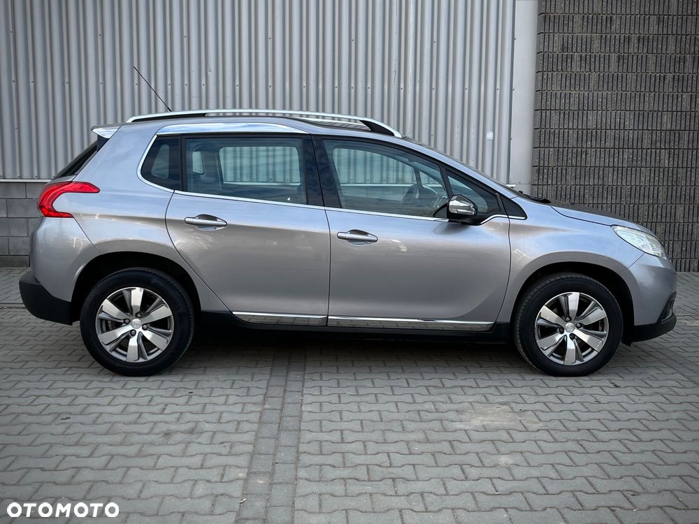 Peugeot 2008 1.6 e-HDi Allure S&S - 5