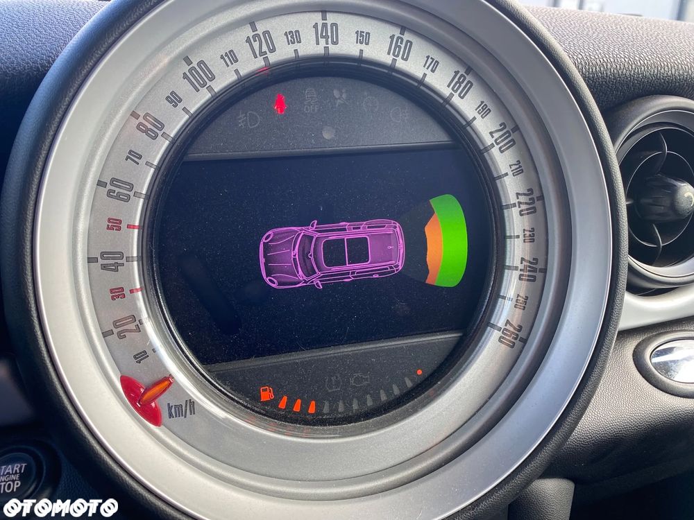 MINI Clubman Cooper D - 29