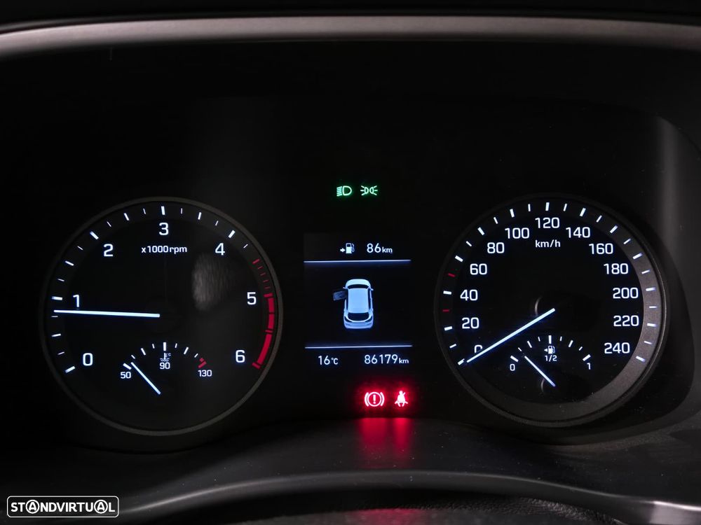 Hyundai Tucson 1.6 CRDi Executive - 21