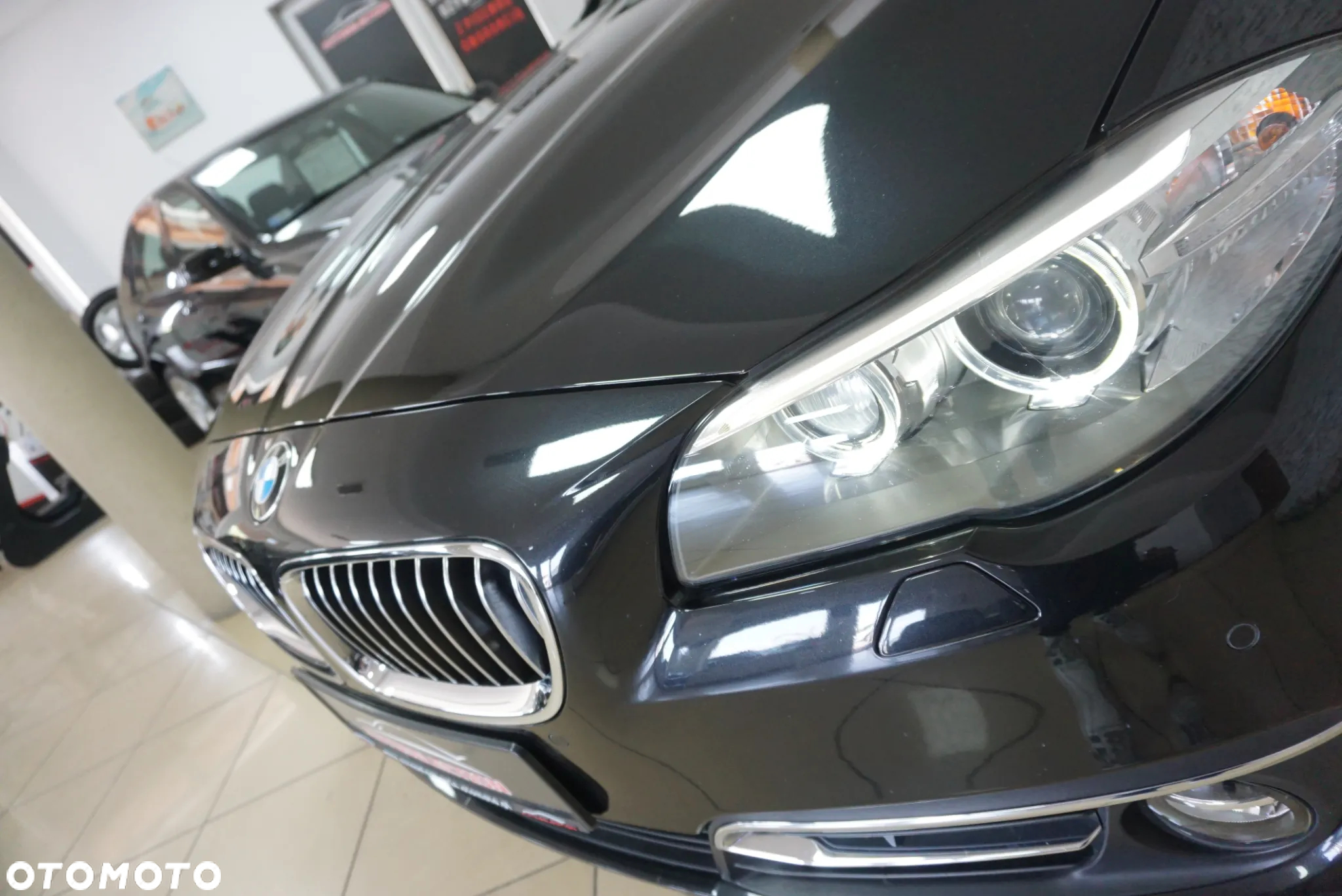 BMW Seria 5 520d xDrive Luxury Line - 9