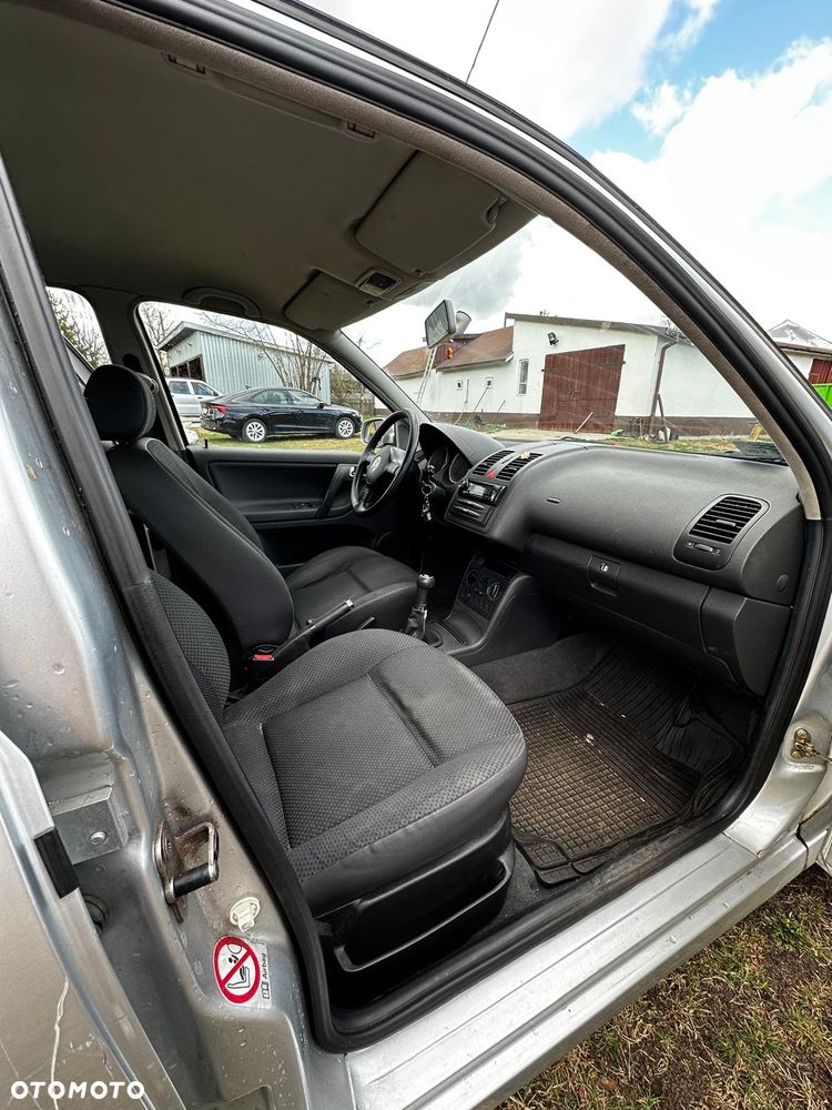 Volkswagen Polo 1.4 Basis - 11