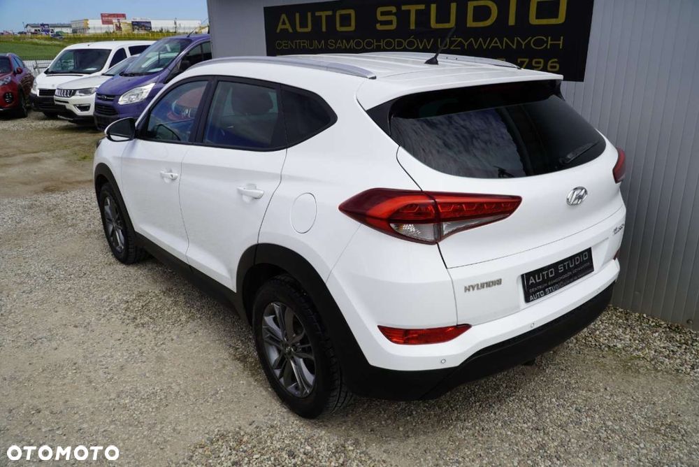 Hyundai Tucson 1.7 CRDI BlueDrive Comfort 2WD - 40
