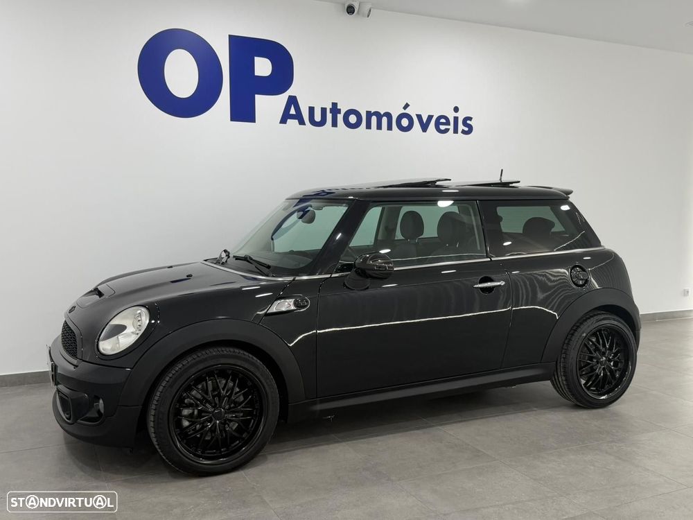 MINI 3 Portas Cooper S - 3