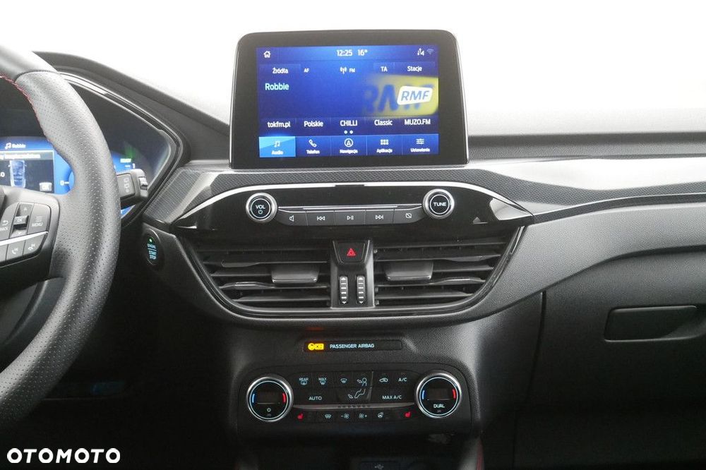 Ford Kuga - 10