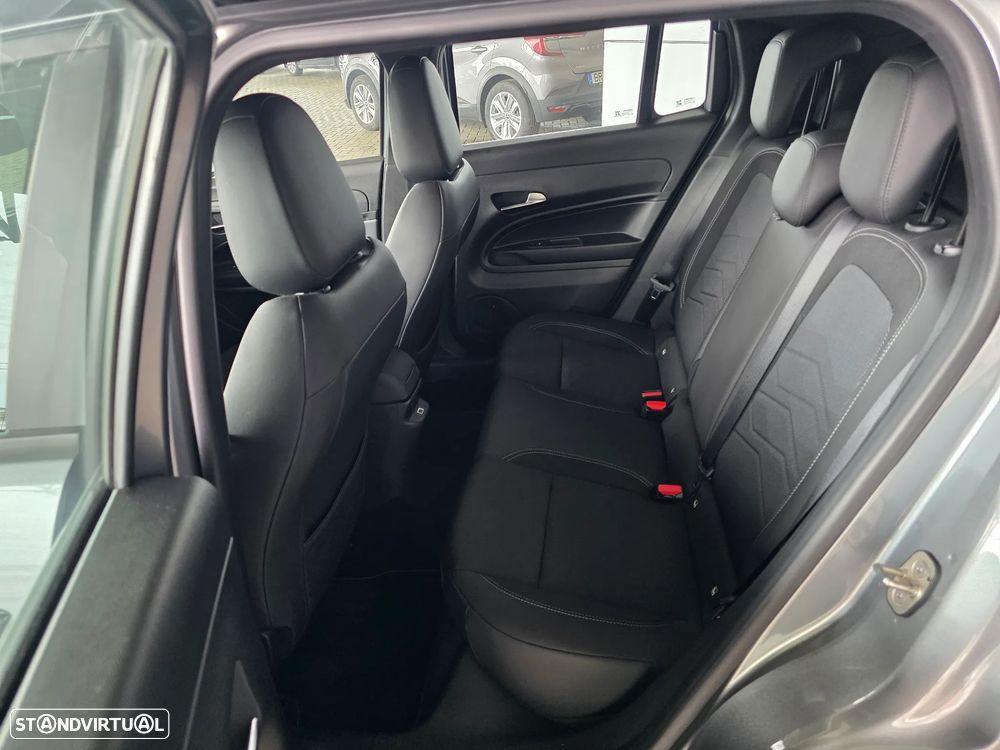 Jeep Avenger 1.2 e-Hybrid Altitude DCT - 10