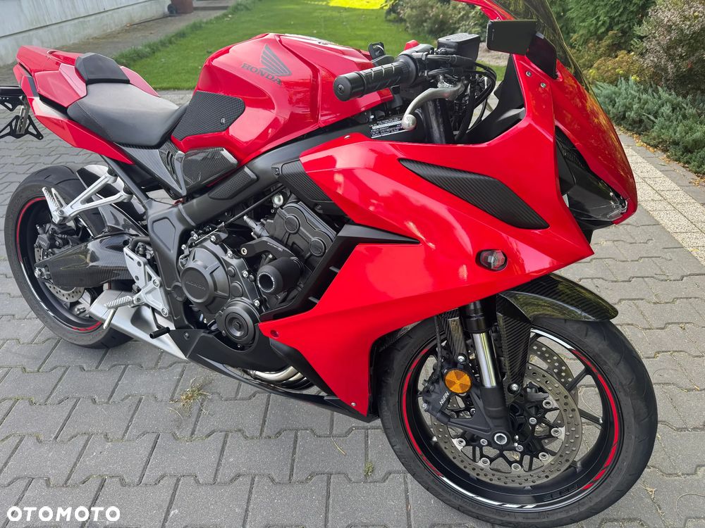 Honda CBR - 17
