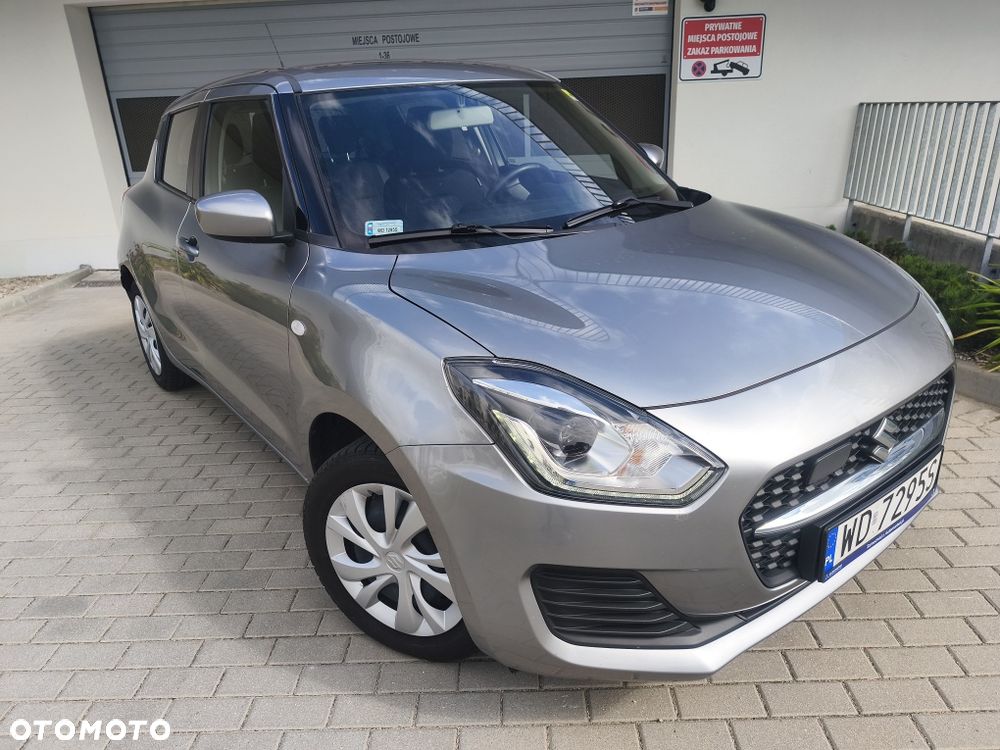 Suzuki Swift - 1