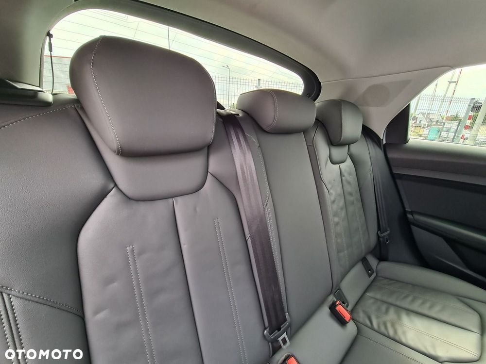 Audi A1 Citycarver 30 TFSI S tronic - 31