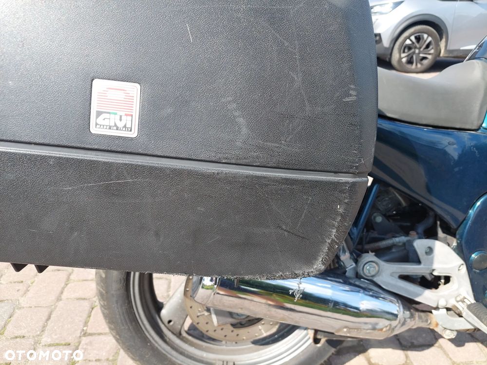 Yamaha XJ - 12