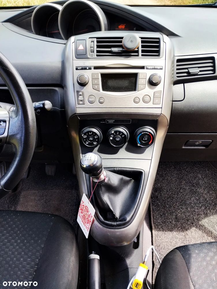 Toyota Verso 2.0 D-4D Sol - 12