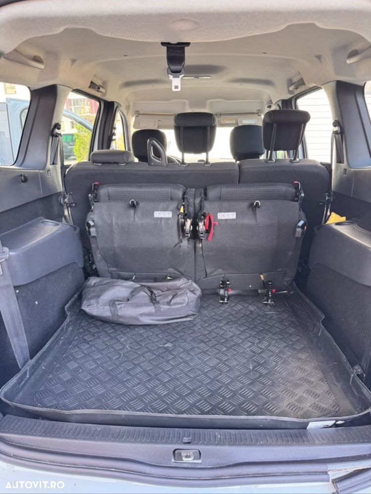 Dacia Lodgy TCe 130 GPF (7-Sitzer) Comfort - 9