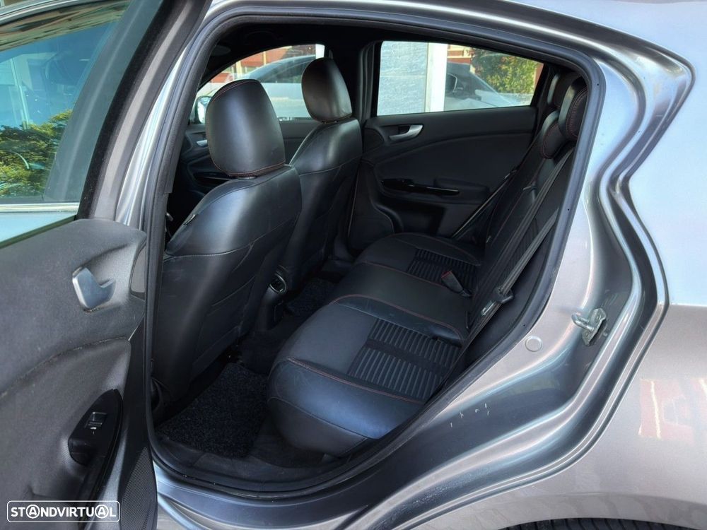 Alfa Romeo Giulietta 1.6 JTDM Distinctive 57X - 7