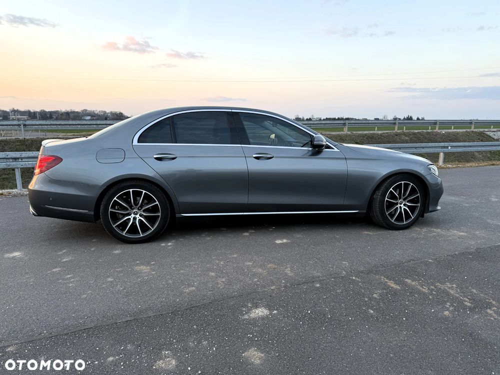 Mercedes-Benz Klasa E - 11