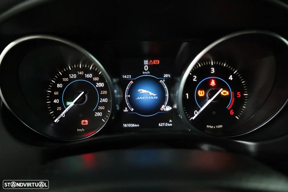 Jaguar XE 20d R-Sport - 10