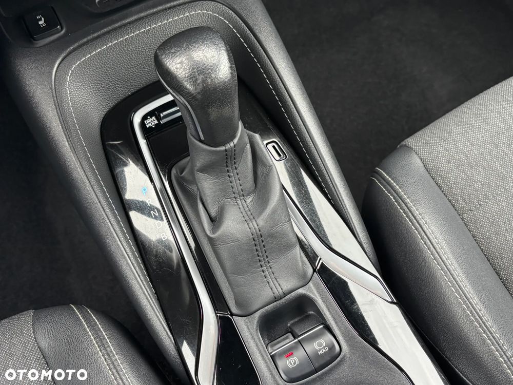 Toyota Corolla 1.8 Hybrid Executive - 27