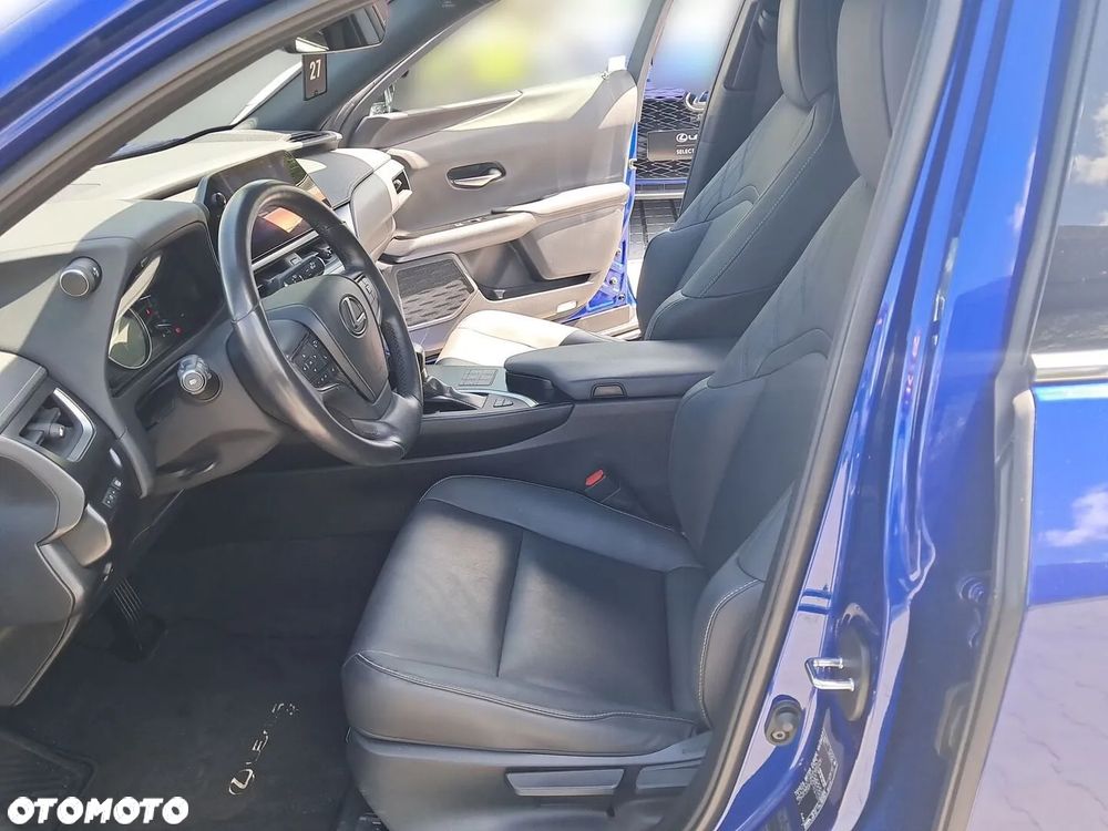 Lexus UX - 6
