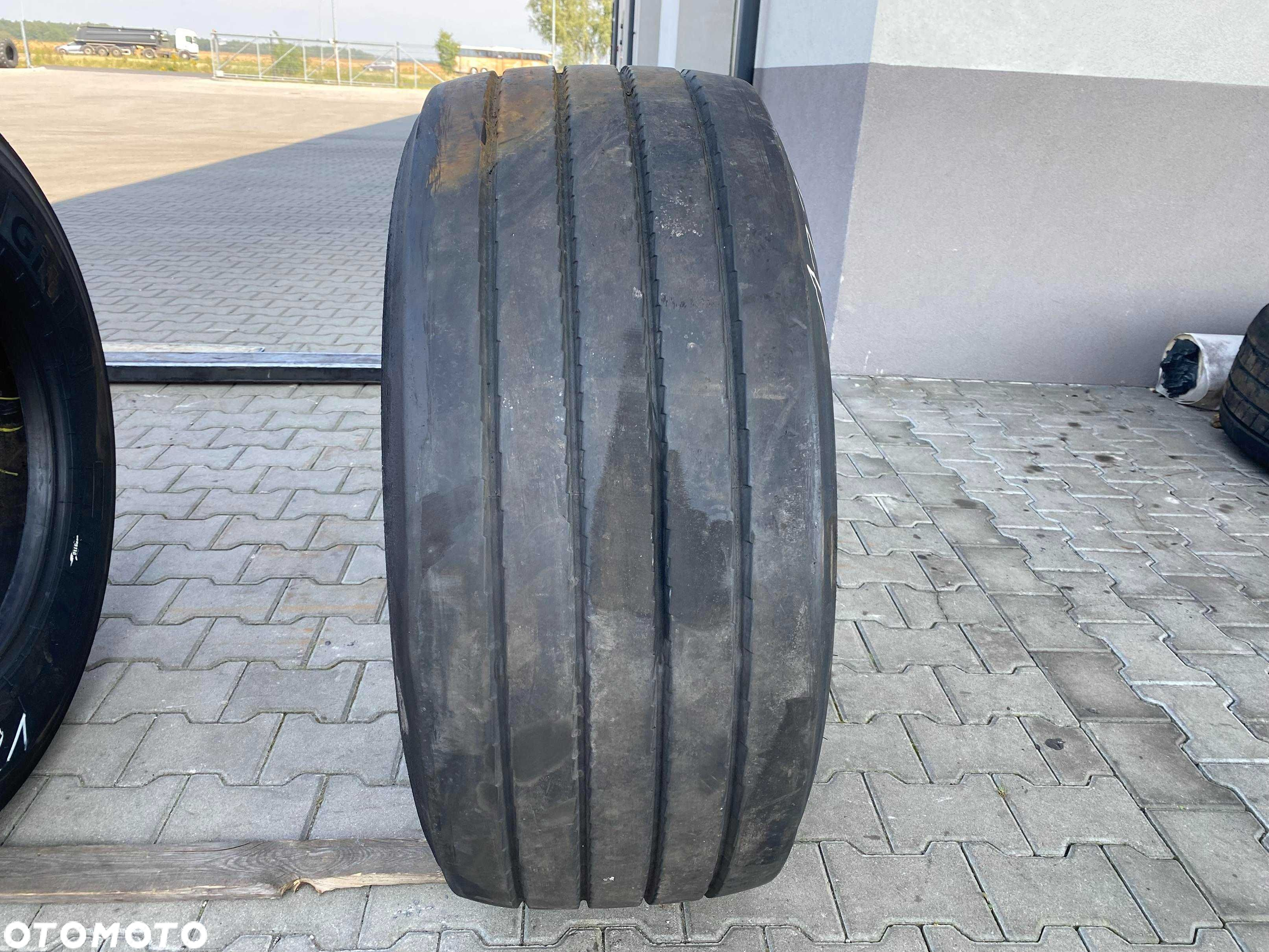 Opona 385/55R22.5 DUNLOP SP246 Naczepowa 8-9mm - 2