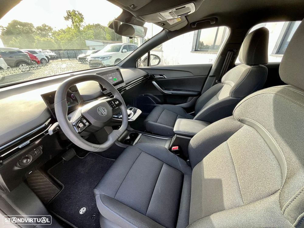 MG MG4 51 kWh Standard - 10