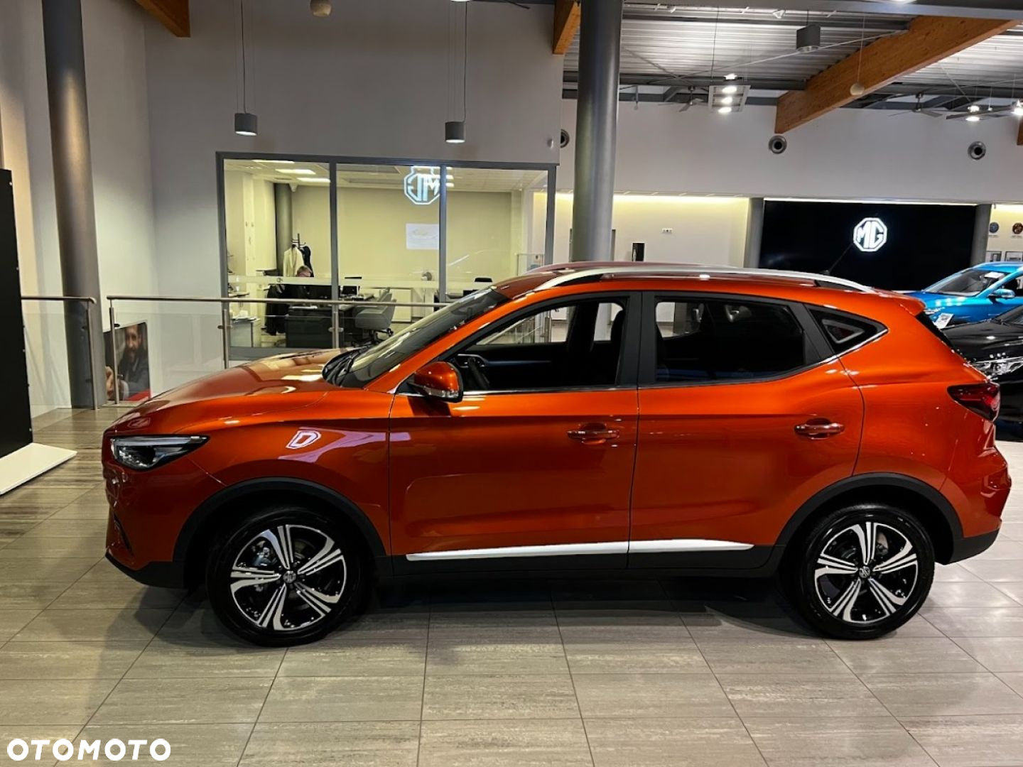 MG ZS - 4