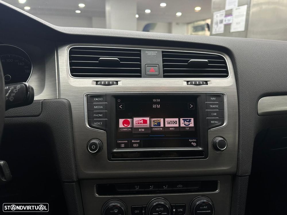 VW Golf 1.6 TDi GPS Edition - 31