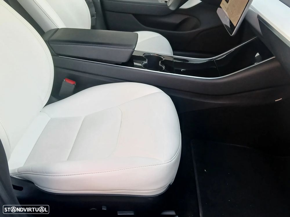 Tesla Model 3 Long Range AWD Dual Motor - 17