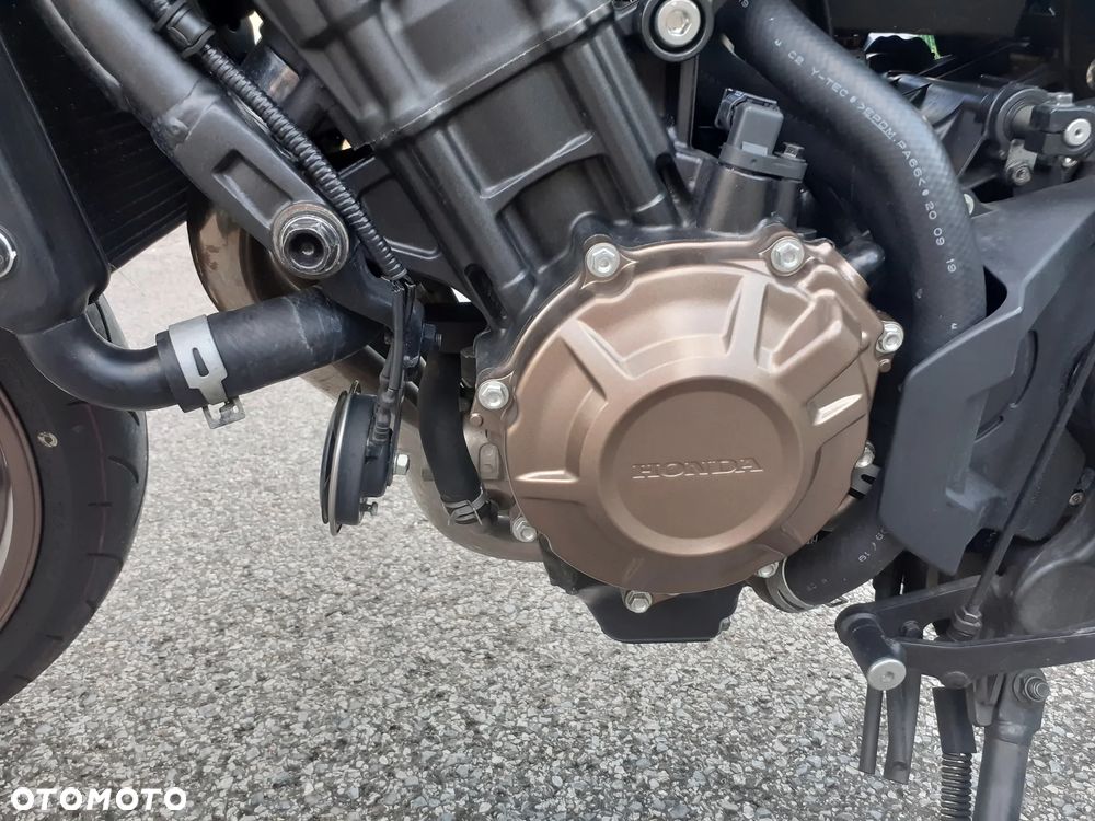 Honda CB - 24