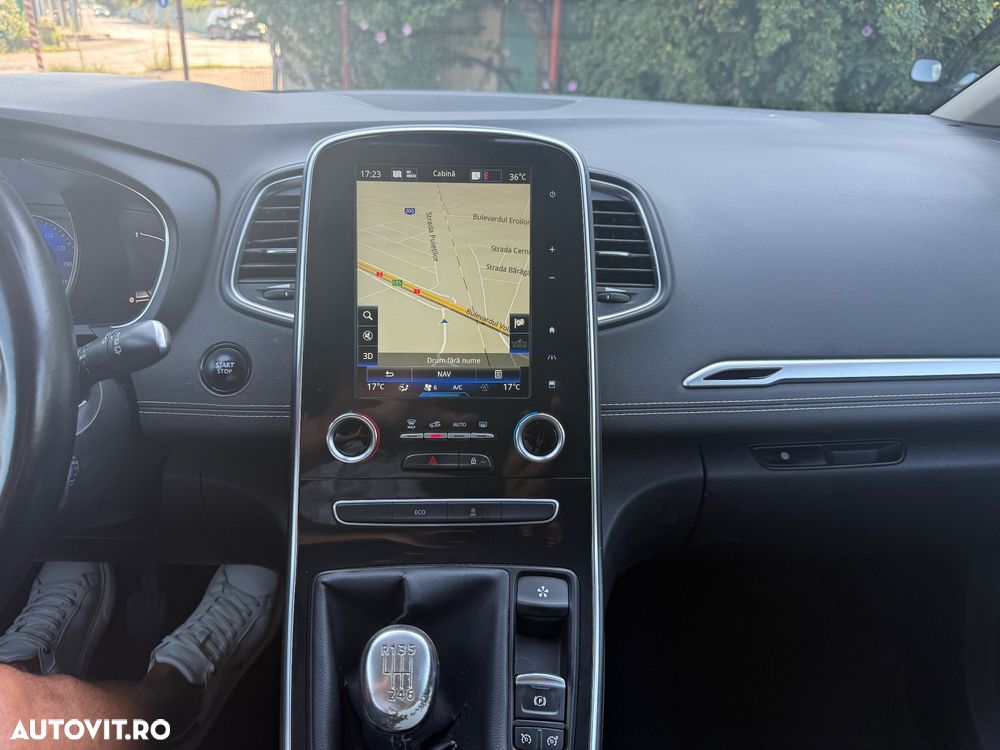 Renault Grand Scenic Energy dCi 110 S&S Bose Edition - 16