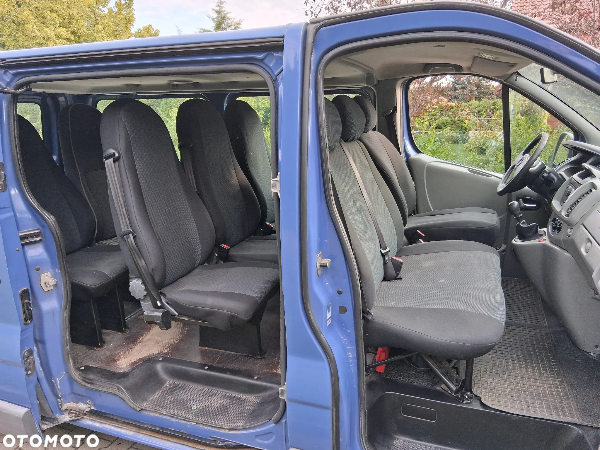 Opel Vivaro L2H1 2.9t - 10