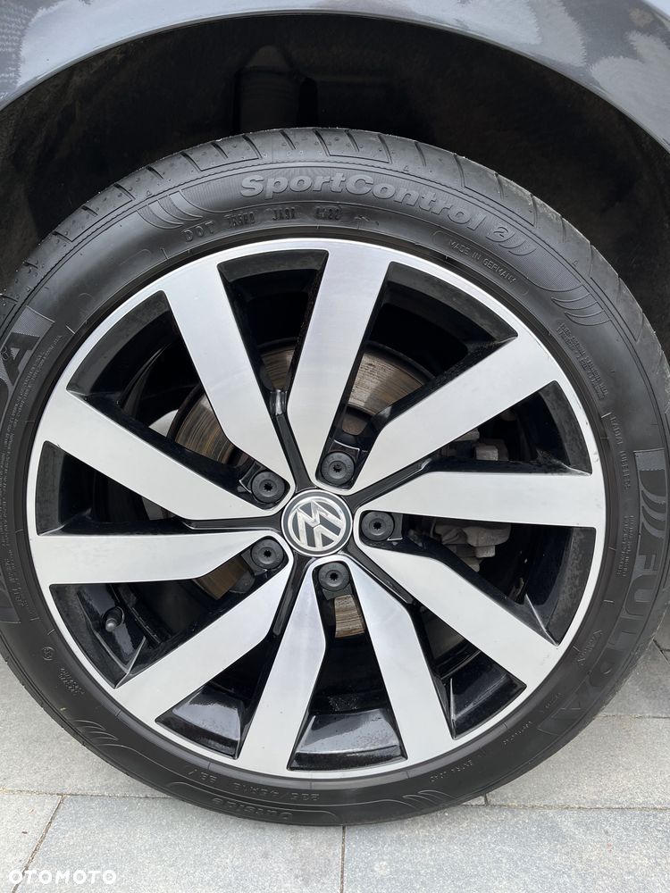 Volkswagen Passat 2.0 TDI 4Mot Elegance DSG - 11