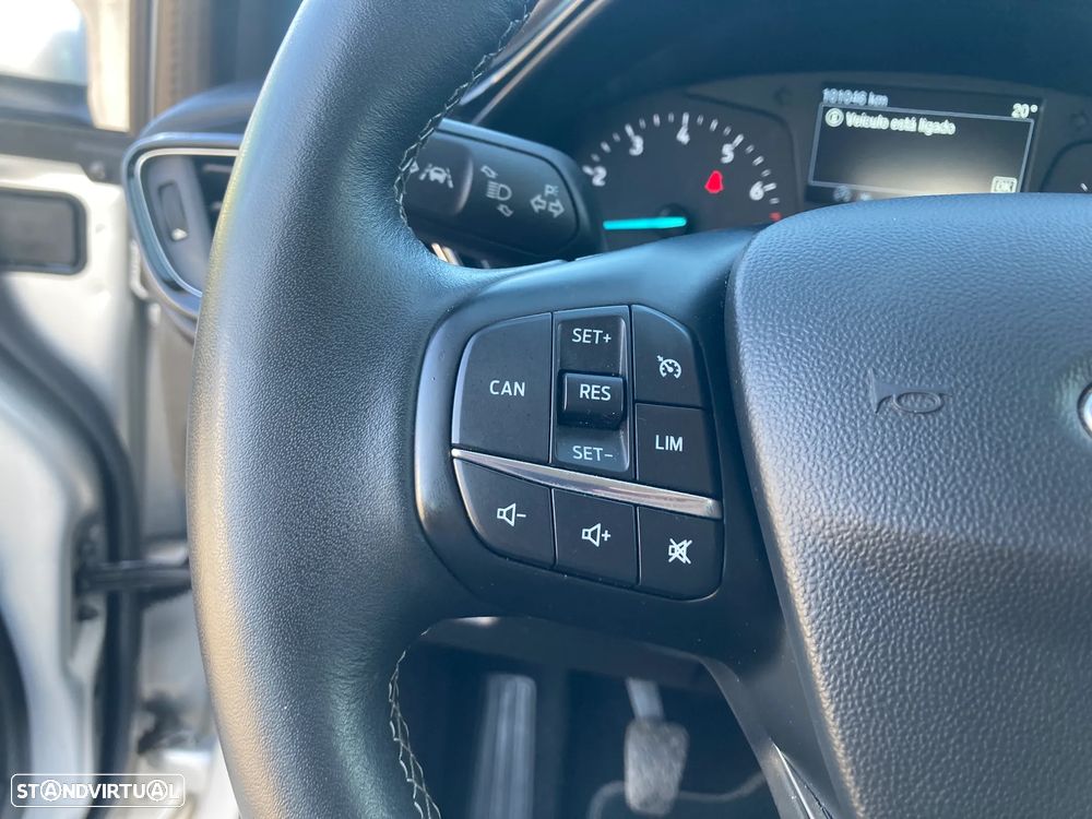 Ford Fiesta 1.0 EcoBoost S&S TITANIUM - 13