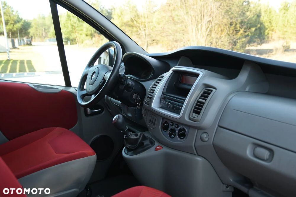 Opel Vivaro - 23