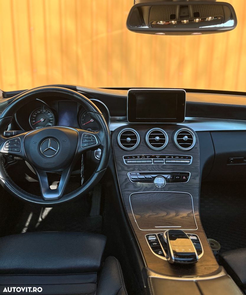 Mercedes-Benz C - 11