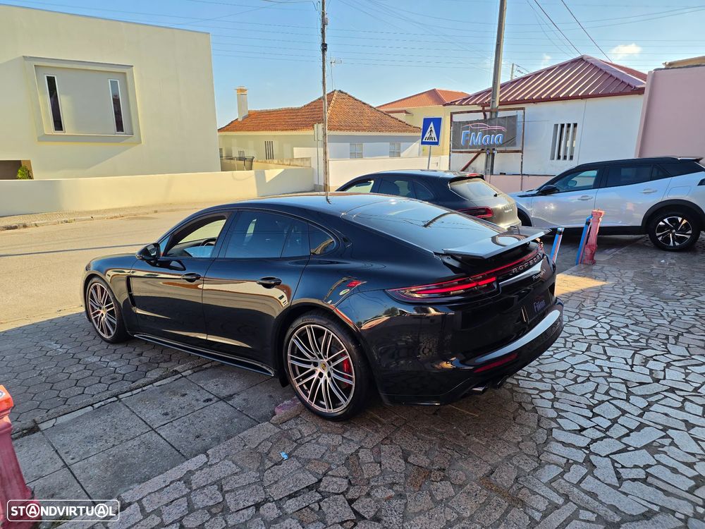 Porsche Panamera - 6