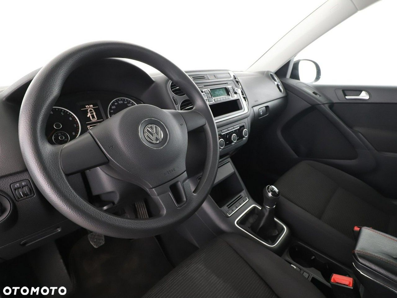 Volkswagen Tiguan - 10