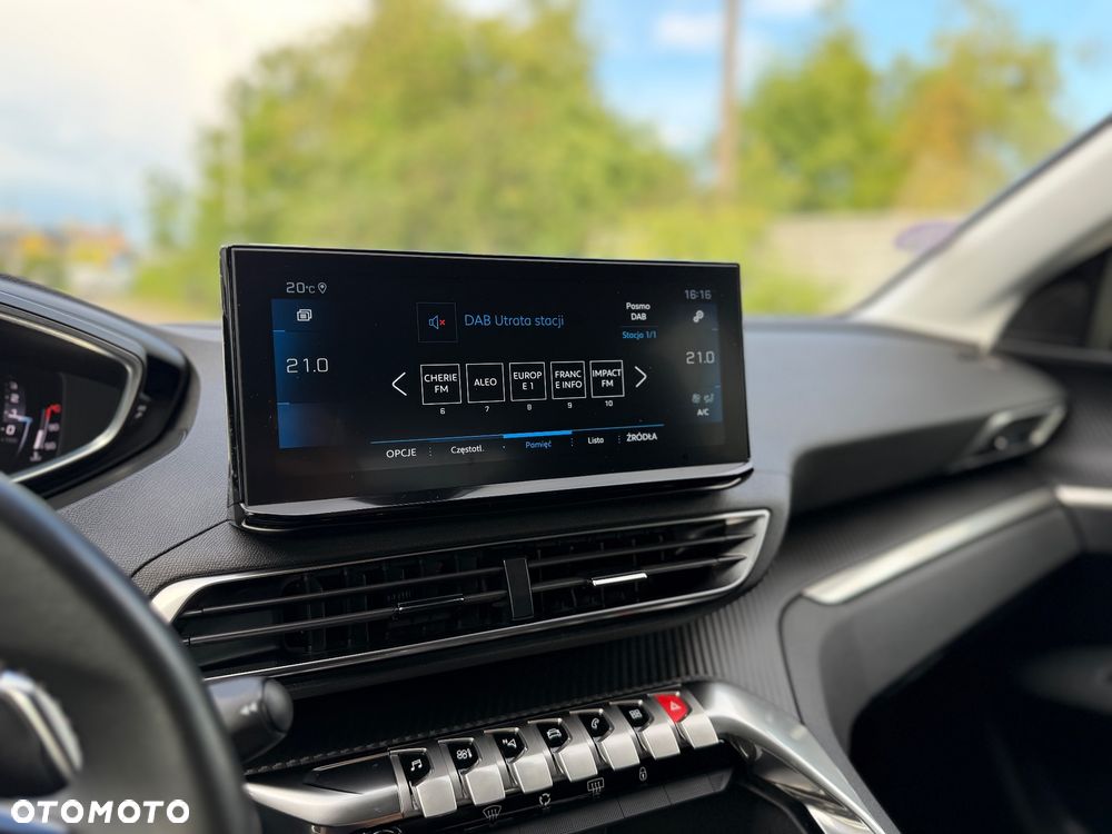 Peugeot 3008 PureTech 130 Stop & Start EAT6 Allure - 23