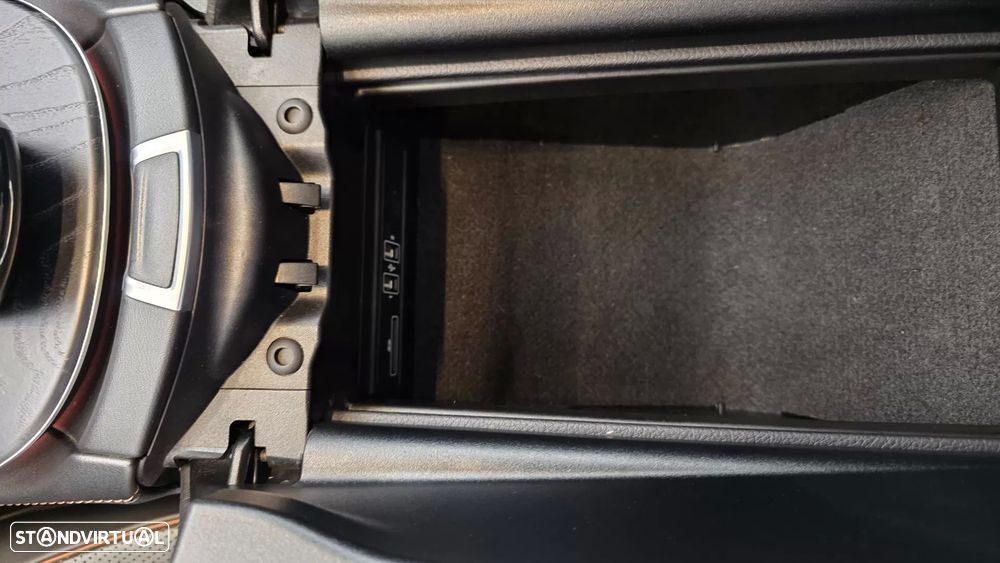 Mercedes-Benz CLS 400 d 4Matic AMG Line - 55