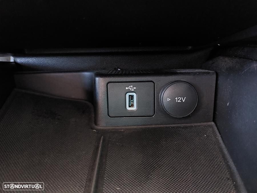 Ford Focus SW 1.5 TDCi EcoBlue Business - 31